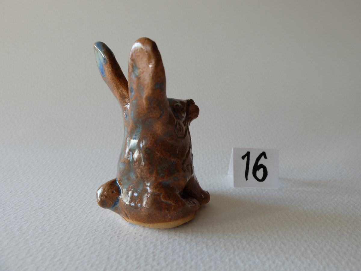 The Vain Hare (#16) – Handcrafted Ceramic Animal Figurine